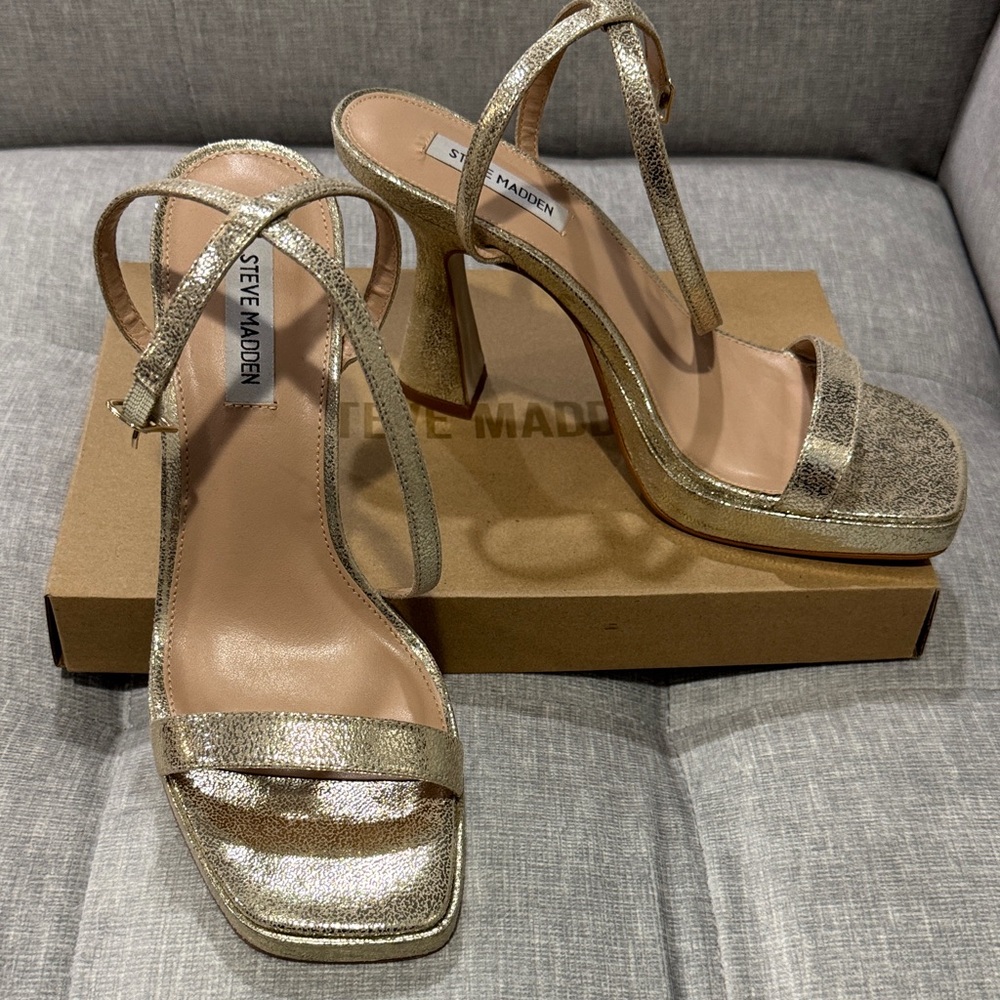Steve Madden Metallic Gold Strappy Heels